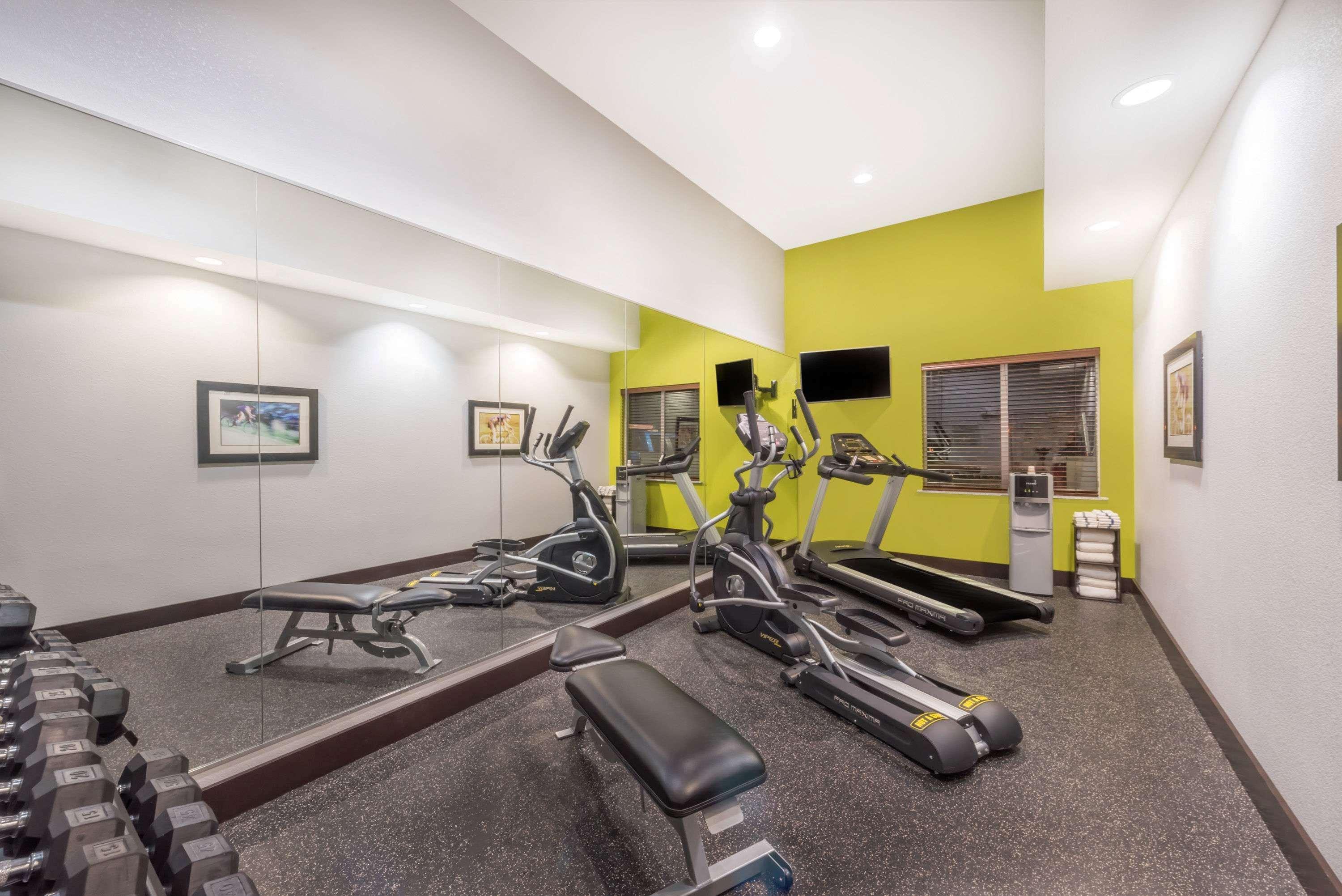 Hawthorn Extended Stay By Wyndham Midland Luaran gambar
